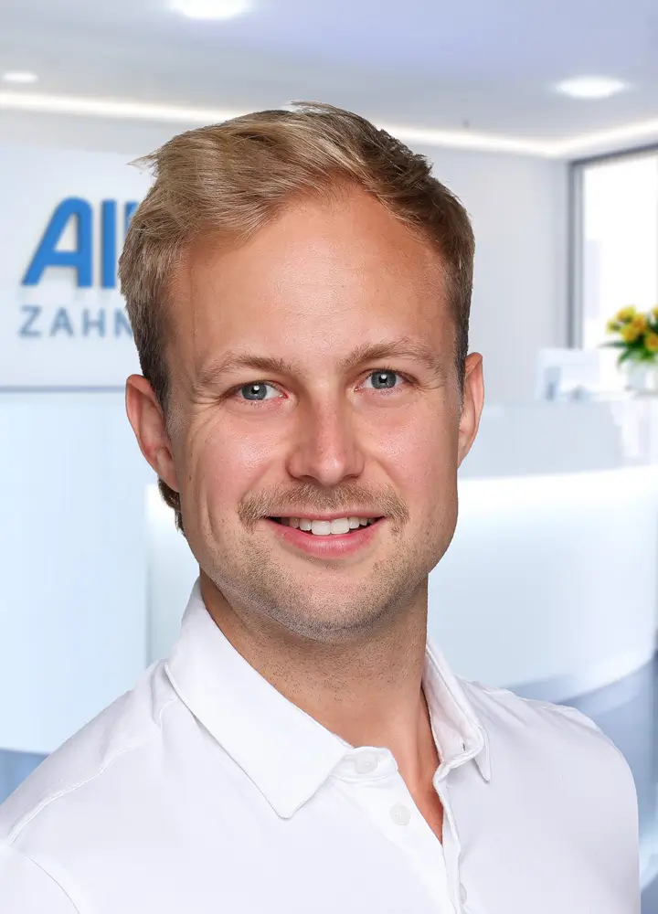 Portrait Zahnarzt Richard Benedikt Wischgoll (AllDent Essen)